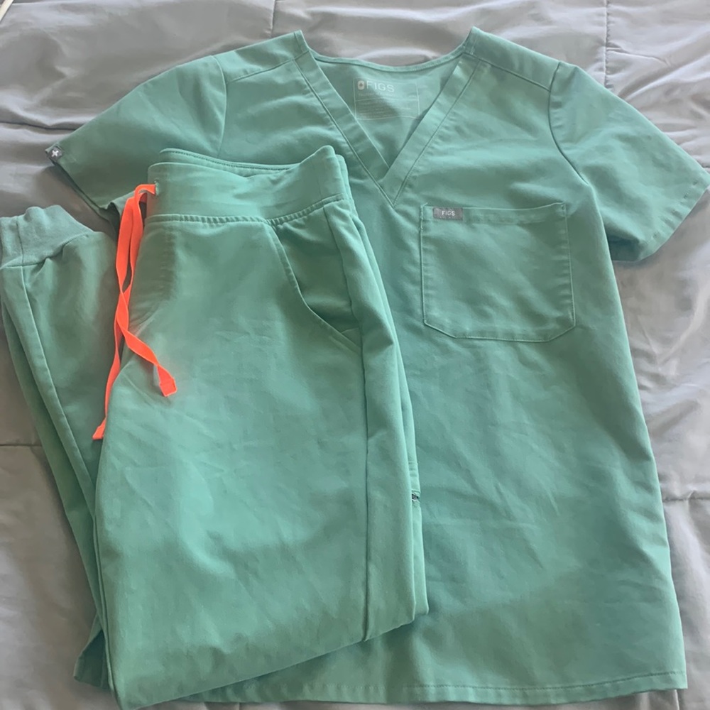 FIGS XS/S Jade Set